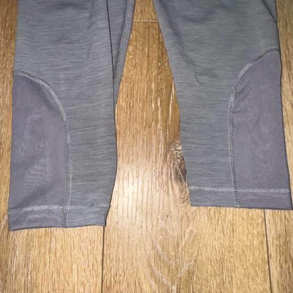 Nike Pro Dri Fit Crop Gray Leggings medium - Picture 2 of 4